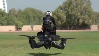 Basketball robots and flying cops