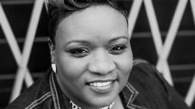 如何训练员工进行有难度的交流 - Tamekia MizLadi Smith