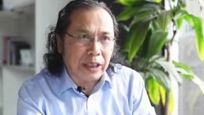 特大疫情防控中信息治理的观念重构与行动选择——基于“新言语行为分析”的思考